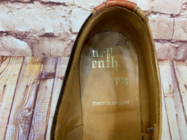 TRICKER'S×NEPENTHES(トリッカーズ×ネペンテス)のH5633、マルチトーン