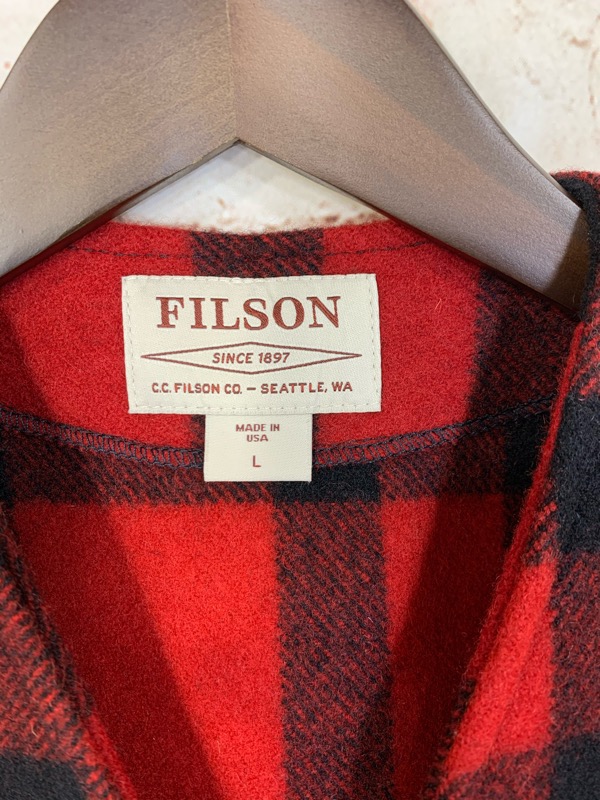 MADE IN USAを貫くアウトドアブランド！FILSON（フィルソン）のマッキーノベストを買取りしました！ - アメカジ古着買取のJUNK