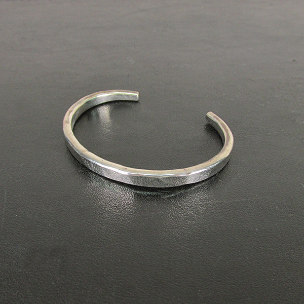☆通販オンラインショップ☆ レッドムーン シルバーブレスレット