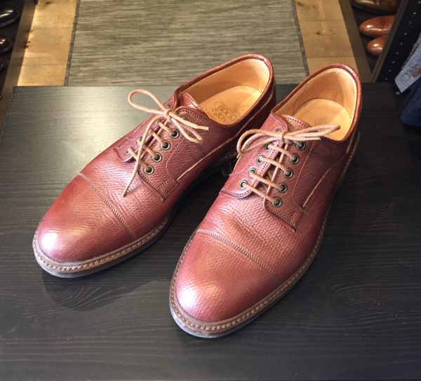 Crockett&Jones（クロケット＆ジョーンズ）のダービーシューズ、PEEBLES/6316（ピーブルス）、ロシアングレインレザー