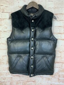 THE REAL McCOY’S(リアルマッコイズ)のディアスキン、ダウンベストを買取りしました!