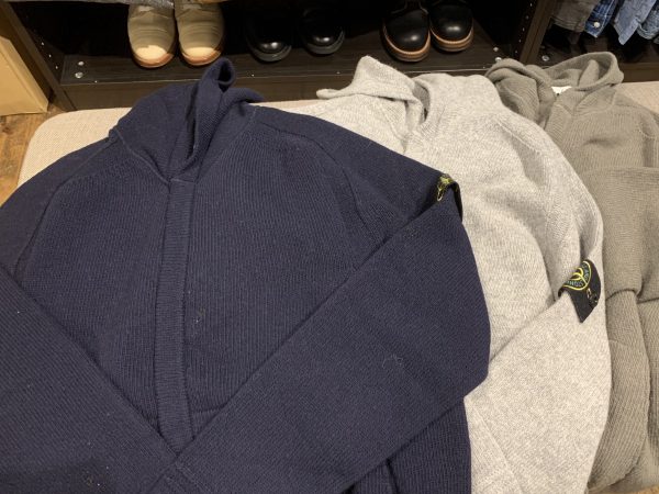 STONEISLAND ストーンアイランド のニットを買取