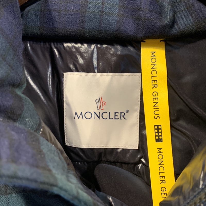 MONCLER GENIUS×FRAGMENT（モンクレール ジーニアス フラグメント）のダウンジャケット、MAYAK（マヤック）を買取りし