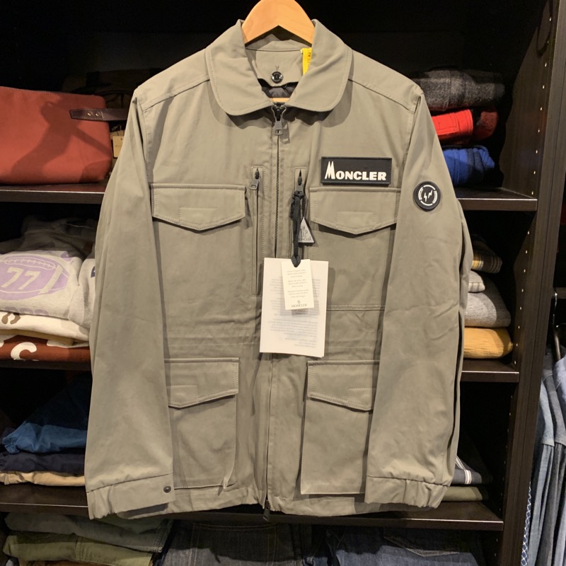 MONCLER（モンクレール）のジーニアス7×フラグメント、19AW ミリタリーダウンジャケット、DAVIS（デービス）を買取りしました