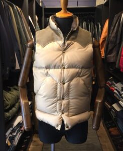 Rocky Mountain ロッキーマウンテン ダウンベストの買い取りのご紹介です。