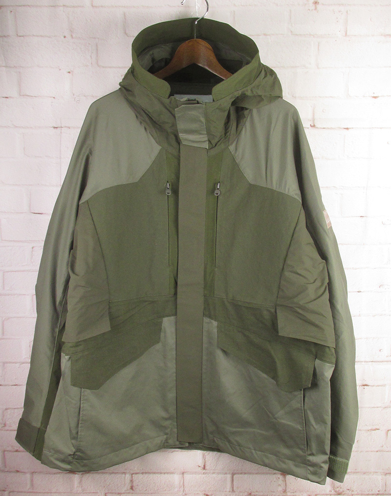 ホワイトマウンテニアリング WM2171203 LAYERED MOUNTAIN PARKA