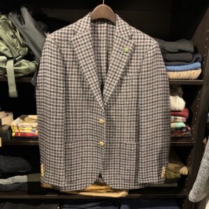 LARDINI(ラルディーニ)の3つボタン段返り、ツイードジャケットを買取りしました!