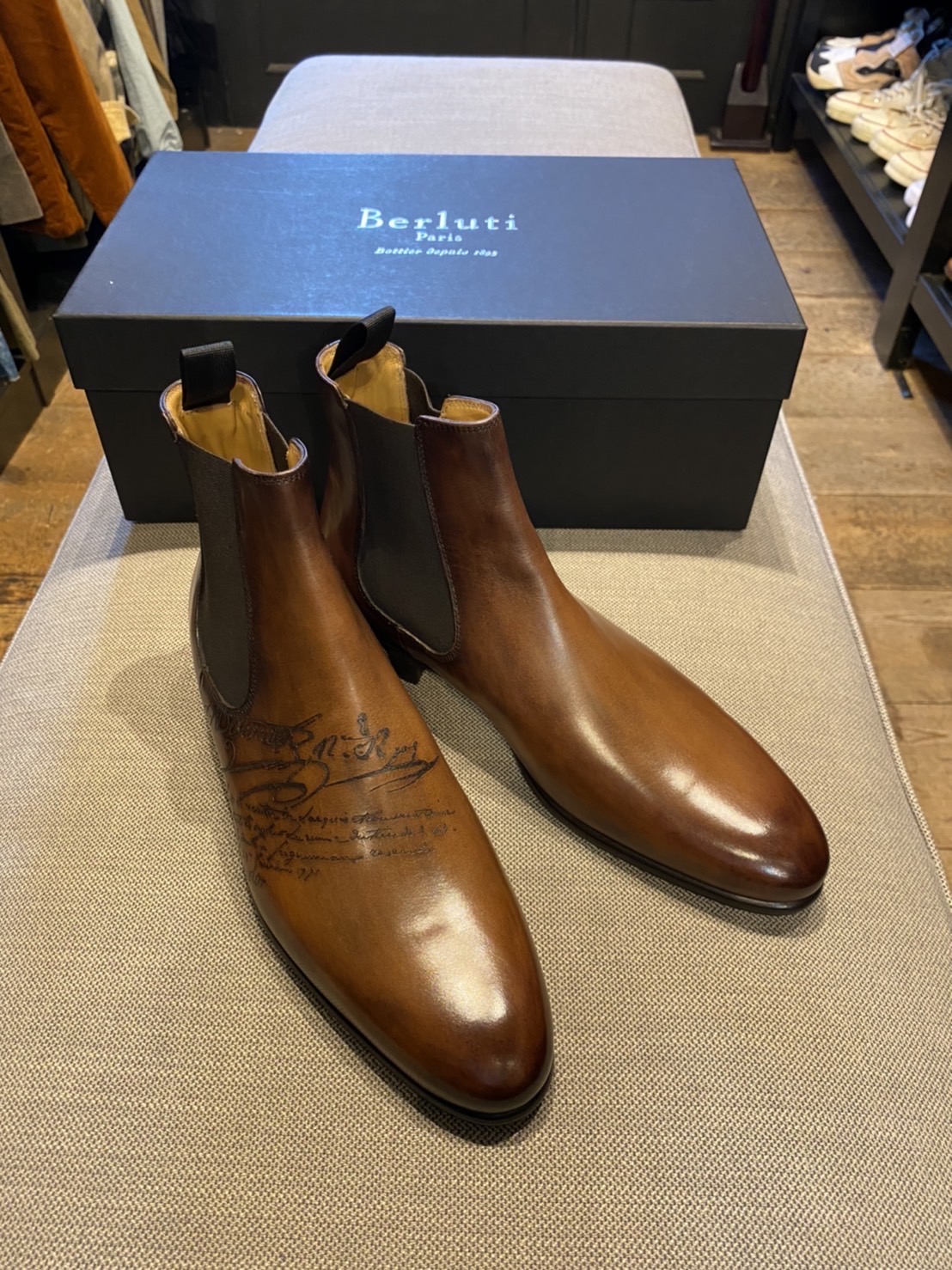 Berluti ベルルッティの買取 カーシヴ ガレ カリグラフィサイドゴア