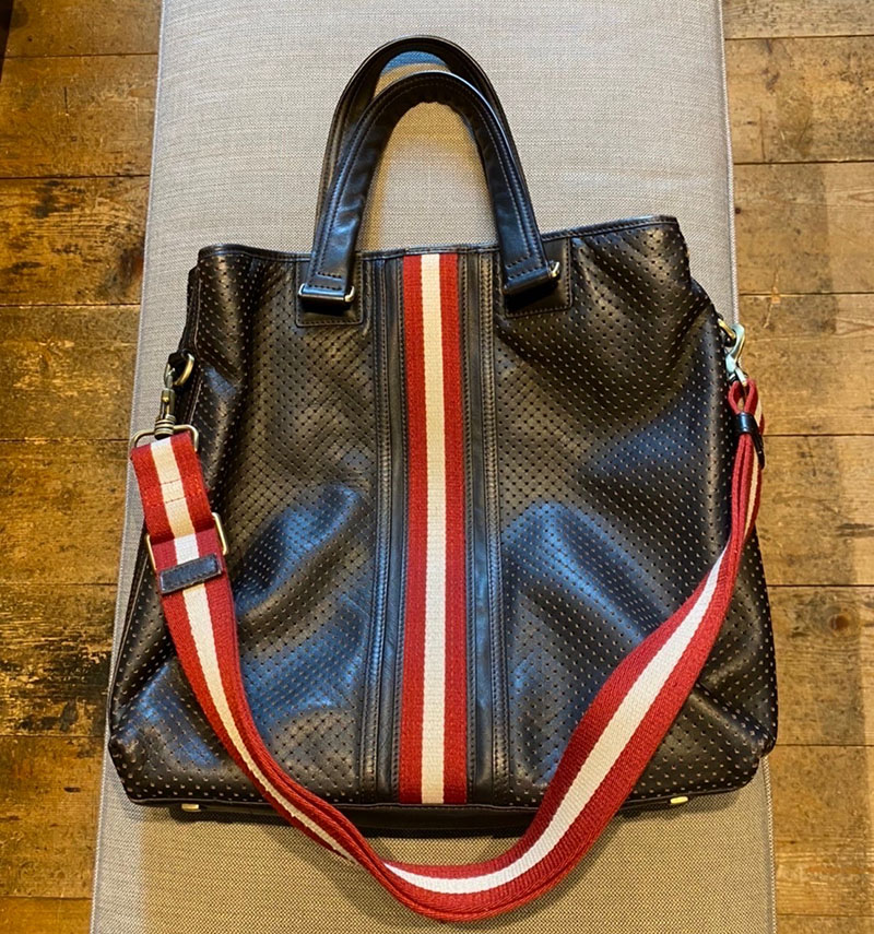 BALLY 2WAY　トートバッグ パンチングレザー