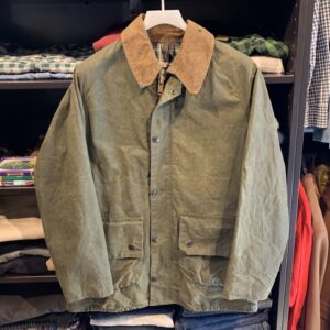 80’s Barbour(バブアー)のオイルドジャケット、GAMEFAIR (ゲームフェア)、2クラウンを買取りしました!