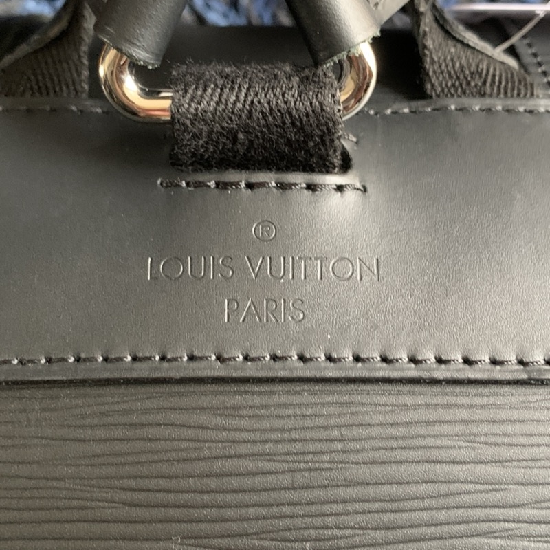 Louis Vuitton ルイヴィトン M50159 エピ クリストファー MM リュックサック バックパック