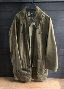 ビンテージ BARBOUR（バブアー）のオイルドコート、ゲームフェア、1クラウンを買取りしました！