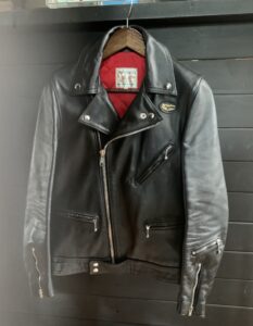 Lewis Leathes(ルイスレザー)のダブルライダースジャケット、441T、タイトフィット サイクロンを買取りしました!