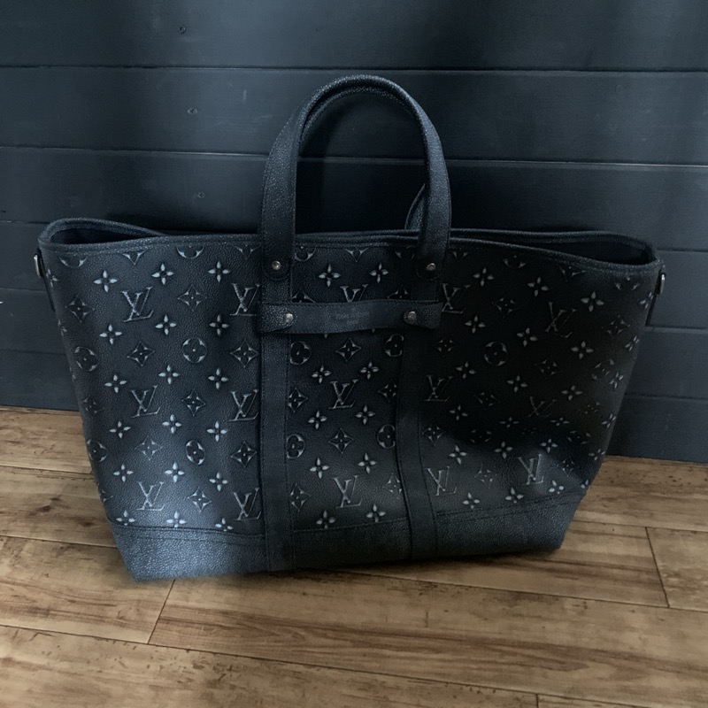 LOUIS VUITTON（ルイヴィトン）のトロリートート、M21371を買取りしました！