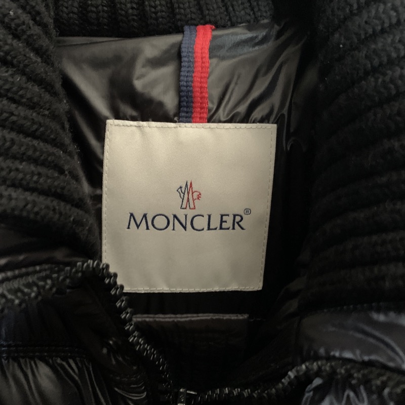 MONCLER（モンクレール）のダウンジャケット、HUBERT（ユベール）