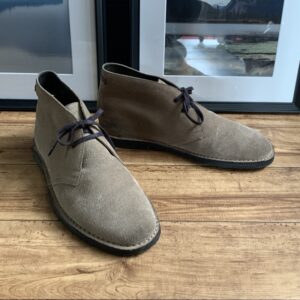 Saint-Laurent （サンローラン）のスエード チャッカブーツ 507742を買取りしました！