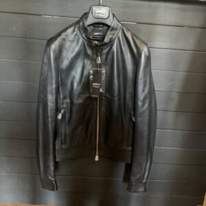 EMMETI(エンメティ)のjuri gold 190 ユーリ シングルライダースジャケットを買取りしました!