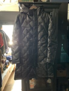 ISAMUKATAYAMA BACKLASH (バックラッシュ) のポリッシュ ホワイトグース ダウンコート ジャパン ステアレザー BA-1363-03を買取りしました！