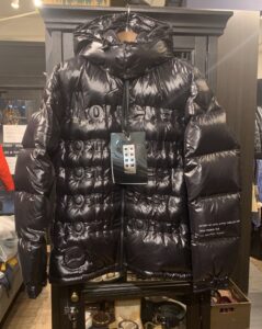 MONCLER（モンクレール） FRAGMENTのMAKINNON マキノン ダウンジャケットを買取りしました！