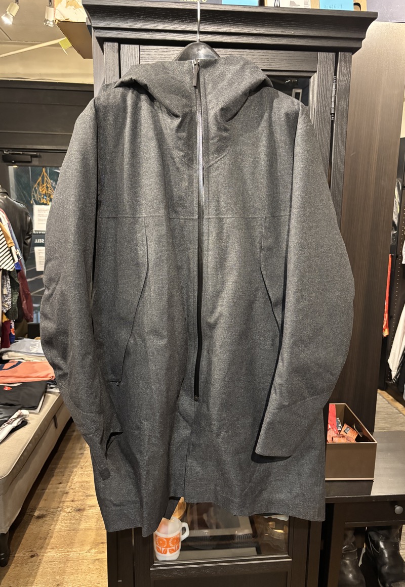 ARC’TERYX(アークテリクス) VEILANCE (ヴェイランス)のMONITOR DOWN TW COAT 21744 ダウンコートを買取りしました！