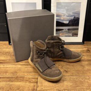 adidas（アディダス）のBY2456 YEEZY BOOST 750 LIGHT BROWNを買取りしました！