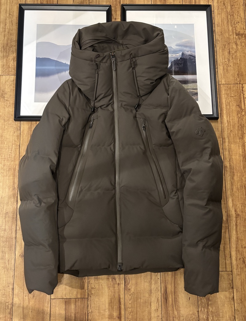 DESCENTE(デサント) DAMUGK30U 水沢 ダウンジャケット マウンテニア