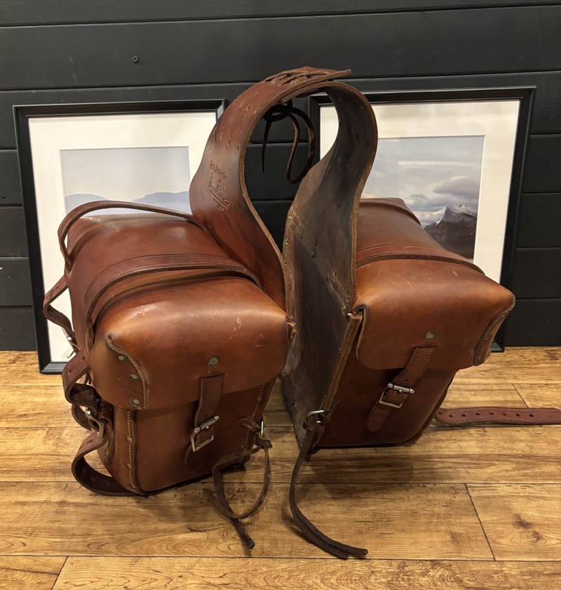 LANGLITZ LEATHERS(ラングリッツレザーズ)のレザー サドルバッグを買取りしました！