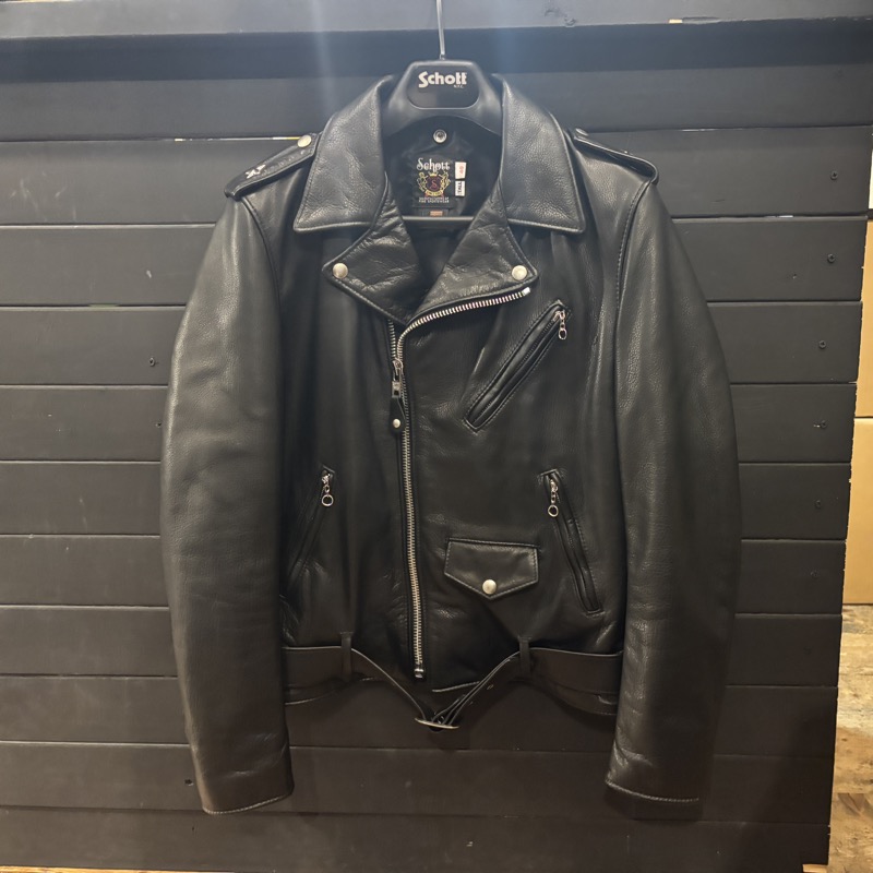 SCHOTT(ショット)の516UST ニューネイキッド カウレザー ワンスター ダブルライダースジャケットを買取りしました！