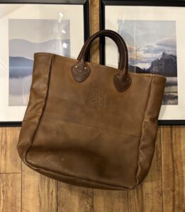 COLIMBO(コリンボ) HINSON(ヒンソン) アイスキャリアー レザー トートバッグの買取実績