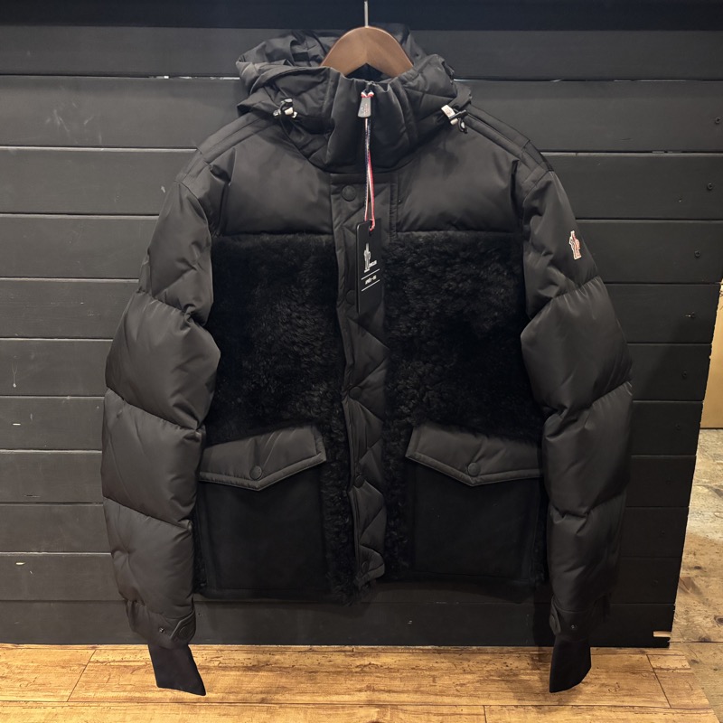 MONCLER モンクレール GENIUS FRAGMENT 18AW 青山限定 総ロゴ ダウン