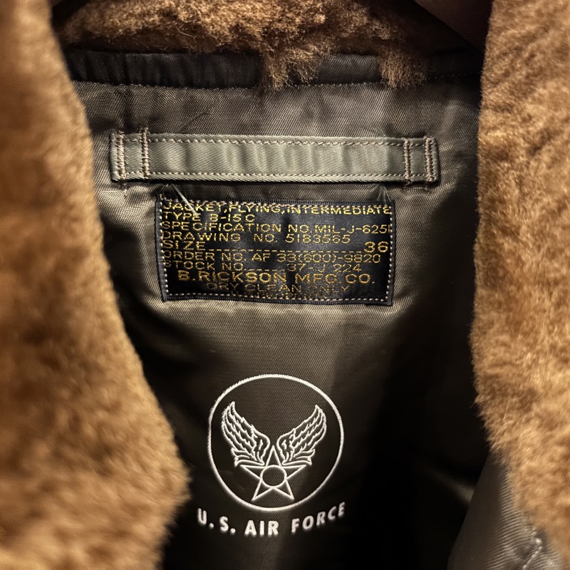 BUZZ RICKSON'S(バズリクソンズ) BR15321/BR15322 B-15C フライトジャケット