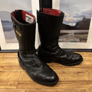 Lewis Leathers(ルイスレザー)のLL177B ロードレーサーブーツを買取りしました!